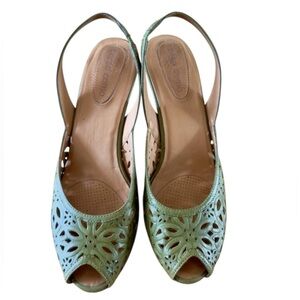 Corso Como Green Leather Peep Toe Slingback Heels, size 7.5